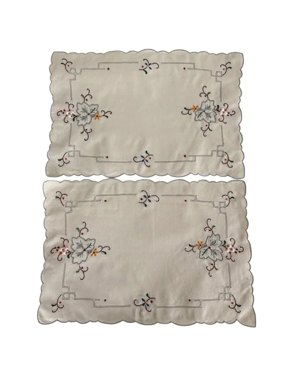 Embroidered Linen Table Runner 8 Placemats Dinner Napkins 6 Cocktail Set Floral